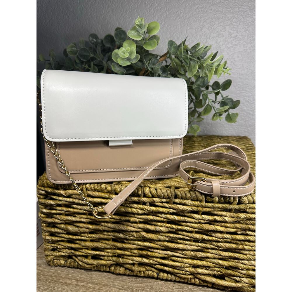 Women's Small White and‎ Tan Shoulder Bag